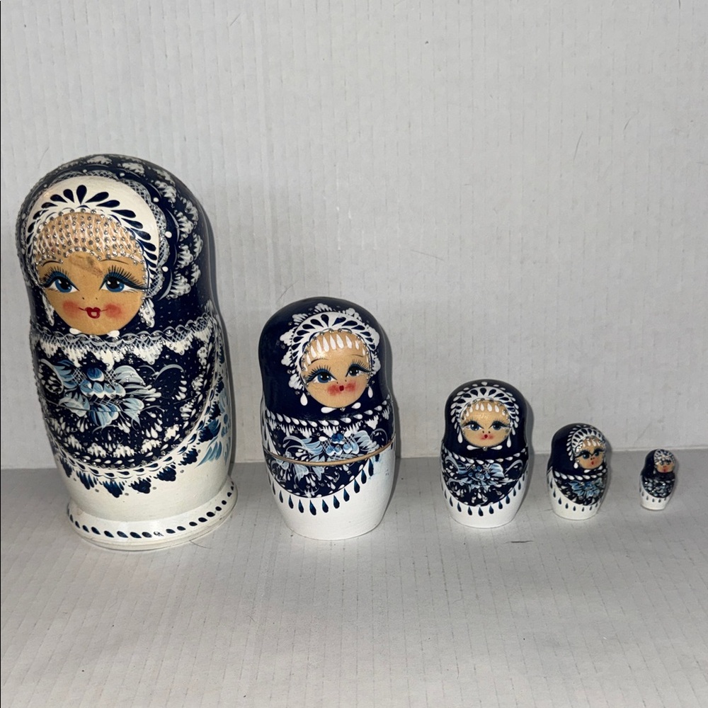 Russian Handcrafted Blue and White Matryoshka Nesting Dolls
